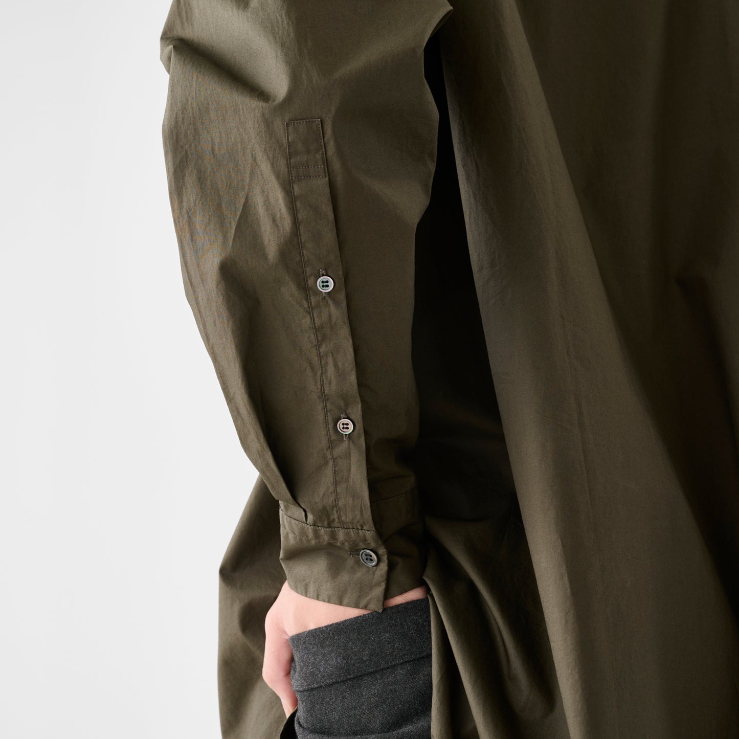 CSH-1 / 80/1 Cotton Twill / Khaki / 1インプリーツ ロングシャツ