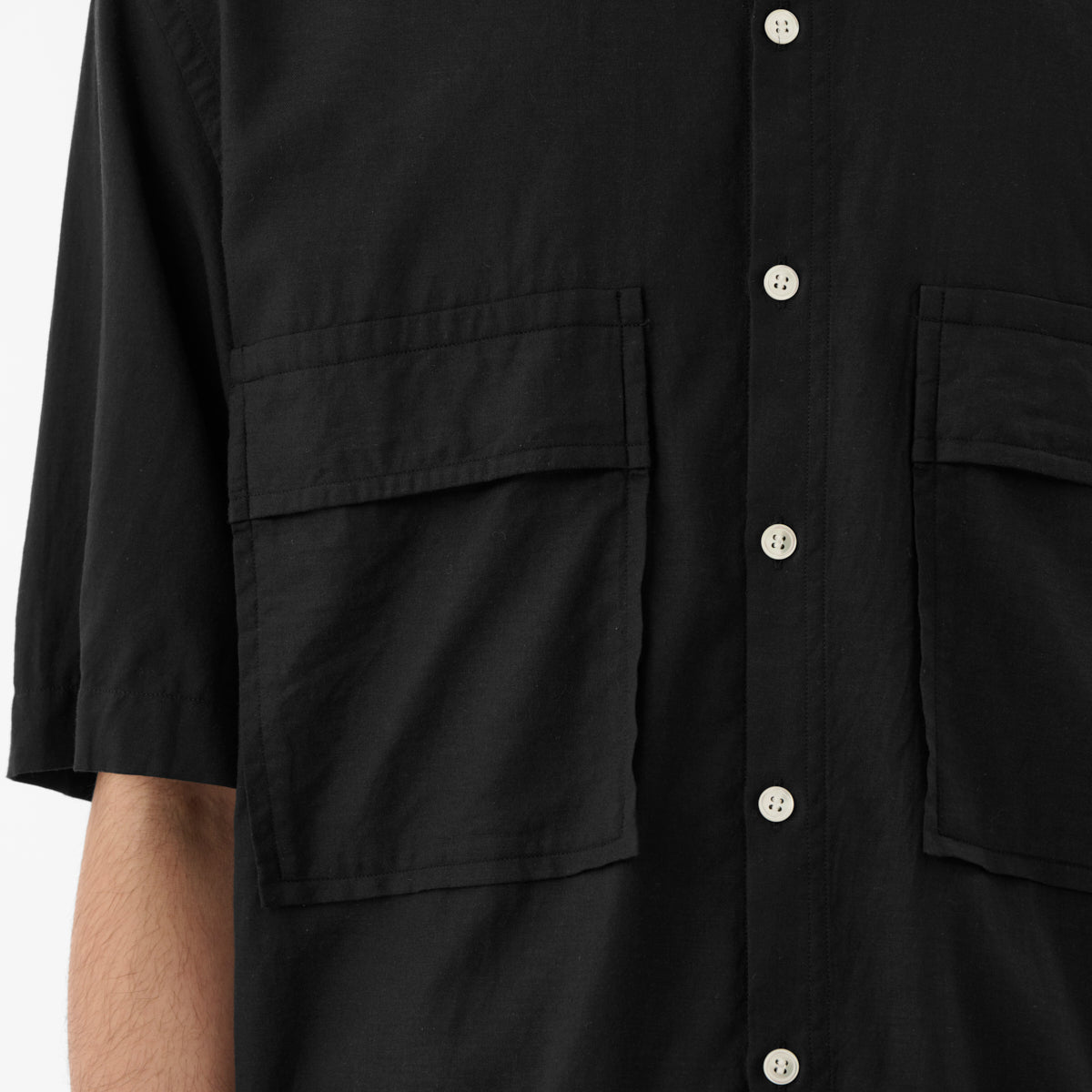 Cotton Silk Twill Double Pocket Shirt / Black